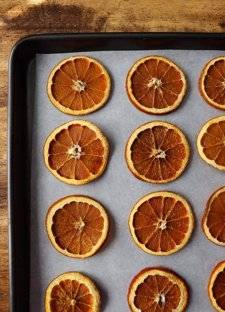 How to Dry Orange Slices in the Oven - Tulips and Twill